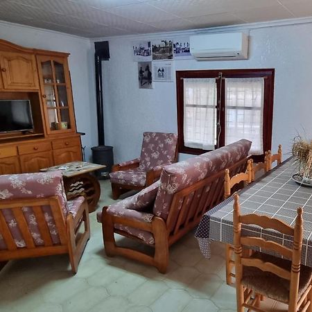 Casa Rural Carme De Nelis Deltebre Exterior photo