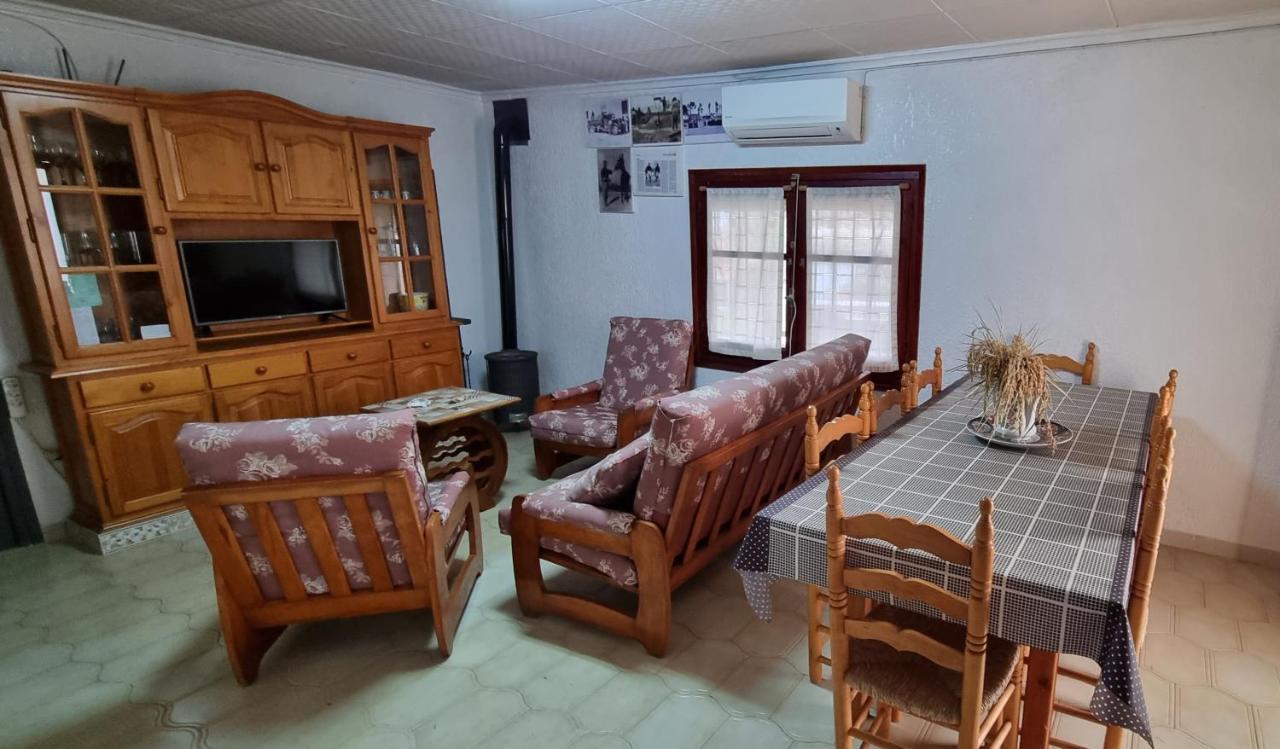 Casa Rural Carme De Nelis Deltebre Exterior photo